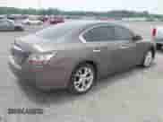 2012 Nissan Maxima S z VIN 1N4AA5AP5CC860947, wystawiony jako IAAI lot #42496871 z przebiegiem Nie podano mil oraz . Historia ofert i sprzedaży dostępna na DreamBid. Obrazek 4.