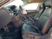 ✅ 2014 Volkswagen Passat SE • VIN: 1VWBS7A36EC037609 • Лот: 80009975. Опубликован ранее на Copart с пробегом 140 573 миль. Бесплатный доступ к архиву аукционных продаж из США и подробный отчёт об истории автомобиля на DreamBid. Изображение 7.