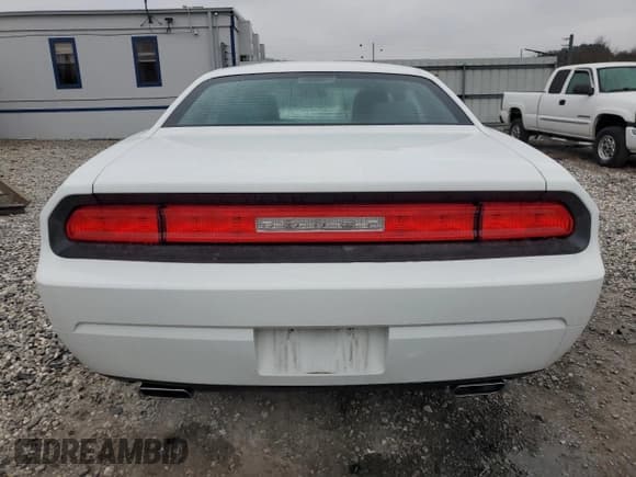 ✅ 2014 Dodge Challenger SXT • VIN: 2C3CDYAG3EH224494 • Lot: 80844624. Wystawiony na Copart z przebiegiem 74 864 mil. Bezpłatny archiwum sprzedaży aukcyjnych z USA i szczegółowy raport historii pojazdu na DreamBid. Zdjęcie 6.