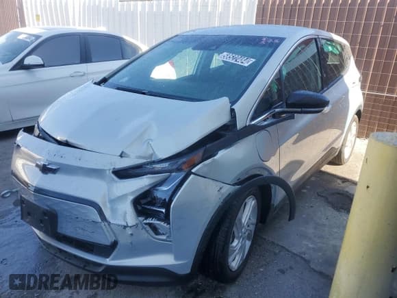✅ 2023 Chevrolet Bolt EV 1LT • VIN: 1G1FW6S04P4193676 • Lot: 58522484. Wystawiony na Copart z przebiegiem 9 786 mil. Bezpłatny archiwum sprzedaży aukcyjnych z USA i szczegółowy raport historii pojazdu na DreamBid. Zdjęcie 1.