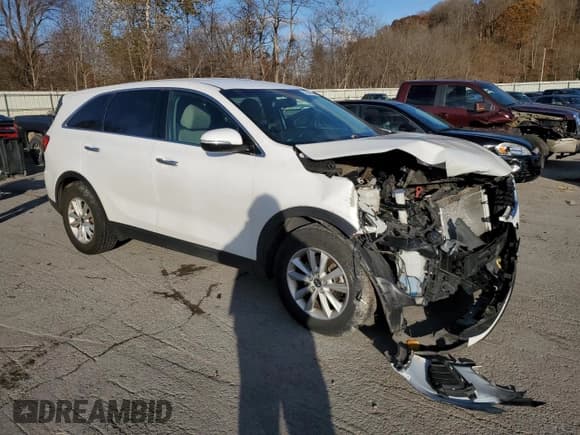 ✅ 2020 Kia Sorento LX • VIN: 5XYPG4A37LG695392 • Лот: 92428635. Опубликован ранее на Copart с пробегом 134 950 миль. Бесплатный доступ к архиву аукционных продаж из США и подробный отчёт об истории автомобиля на DreamBid. Изображение 4.