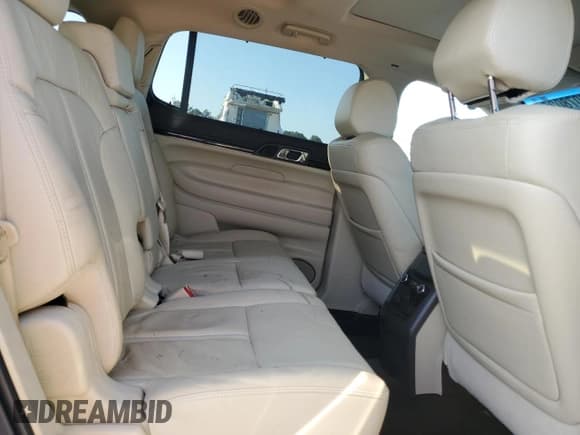 ✅ 2018 Lincoln MKT Reserve • VIN: 2LMHJ5AT2JBL00063 • Lot: 93078025. Listed on Copart with 59,721 mi. Free auction sales archive from the USA and detailed vehicle history report at DreamBid. Image 11.