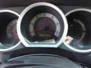 ✅ 2014 Toyota Tacoma PreRunner • VIN: 5TFJU4GN5EX056340 • Lot: 43012333. Wystawiony na IAAI z przebiegiem 192 752 mil. Bezpłatny archiwum sprzedaży aukcyjnych z USA i szczegółowy raport historii pojazdu na DreamBid. Zdjęcie 7.