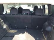 ✅ 2020 Jeep Renegade Sport • VIN: ZACNJAABXLPL72451 • Лот: 43176195. Опубликован ранее на IAAI с пробегом 107 618 миль. Бесплатный доступ к архиву аукционных продаж из США и подробный отчёт об истории автомобиля на DreamBid. Изображение 17.