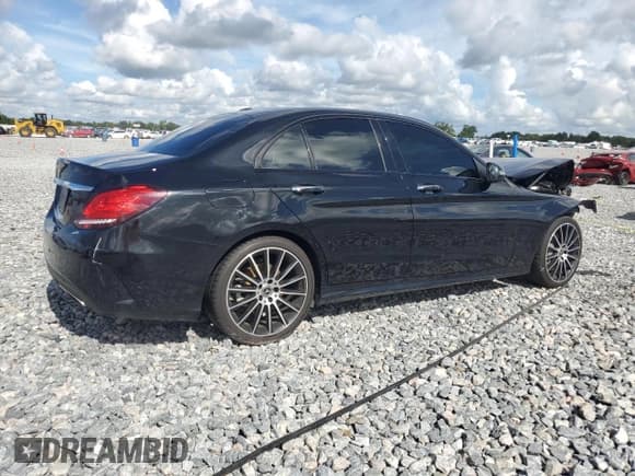 ✅ 2019 Mercedes-Benz C 300 • VIN: 55SWF8DB4KU291298 • Лот: 68284645. Опубликован ранее на Copart с пробегом 52 420 миль. Бесплатный доступ к архиву аукционных продаж из США и подробный отчёт об истории автомобиля на DreamBid. Изображение 3.