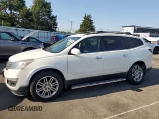 ✅ 2015 Chevrolet Traverse LT • VIN: 1GNKRGKD7FJ147708 • Lot: 70055964. Wystawiony na Copart z przebiegiem 123 848 mil. Bezpłatny archiwum sprzedaży aukcyjnych z USA i szczegółowy raport historii pojazdu na DreamBid. Zdjęcie 1.