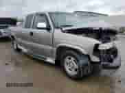 ✅ 1999 Chevrolet Silverado 1500 LS • VIN: 2GCEC19TXX1130074 • Lot: 47924044. Wystawiony na Copart z przebiegiem 293 994 mil mil. Skorzystaj z bezpłatnego archiwum sprzedaży aukcyjnych z USA i zobacz szczegółowy raport historii pojazdu na DreamBid. Zdjęcie 4.