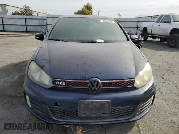 ✅ 2010 Volkswagen Golf GTI • VIN: WVWHD7AJXAW240677 • Lot: 79579704. Wystawiony na Copart z przebiegiem 124 917 mil. Bezpłatny archiwum sprzedaży aukcyjnych z USA i szczegółowy raport historii pojazdu na DreamBid. Zdjęcie 5.