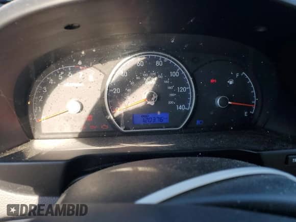 2009 Hyundai Elantra GLS с VIN KMHDU46D89U745958, выставлен на аукционе Copart как лот 70508584 с пробегом 120 376 миль миль и На запчасти • Non repairable. История ставок и продаж доступна на DreamBid. Изображение 9.