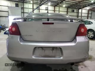 ✅ 2013 Dodge Avenger SE V6 • VIN: 1C3CDZAG6DN510805 • Лот: 72809914. Опубликован ранее на Copart с пробегом 153 659 миль. Бесплатный доступ к архиву аукционных продаж из США и подробный отчёт об истории автомобиля на DreamBid. Изображение 6.