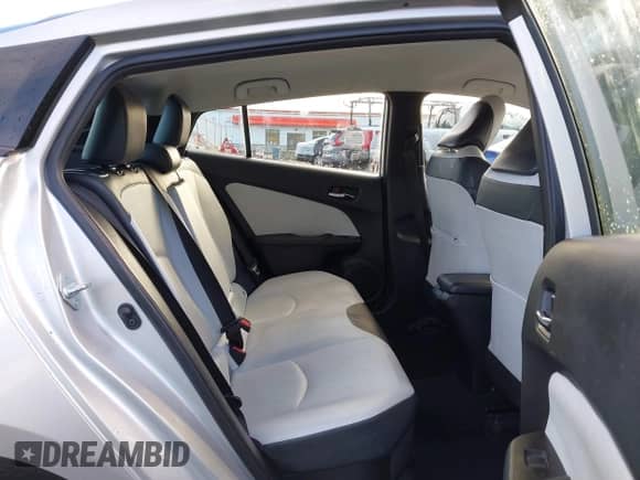 2019 Toyota Prius LE z VIN JTDL9RFU9K3011548, wystawiony jako IAAI lot #43540649 z przebiegiem 119 911 mil mil oraz . Historia ofert i sprzedaży dostępna na DreamBid. Obrazek 19.