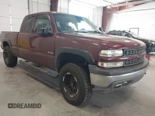 ✅ 2000 Chevrolet Silverado 1500 LT • VIN: 2GCEK19T2Y1132518 • Lot: 42702230. Listed on IAAI with 208,484 mi. Free auction sales archive from the USA and detailed vehicle history report at DreamBid. Image 1.