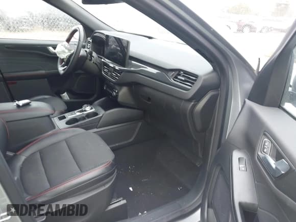 ✅ 2023 Ford Escape ST-Line • VIN: 1FMCU9MN8PUA77953 • Лот: 43490976. Опубликован ранее на IAAI с пробегом 15 261 миль. Бесплатный доступ к архиву аукционных продаж из США и подробный отчёт об истории автомобиля на DreamBid. Изображение 5.