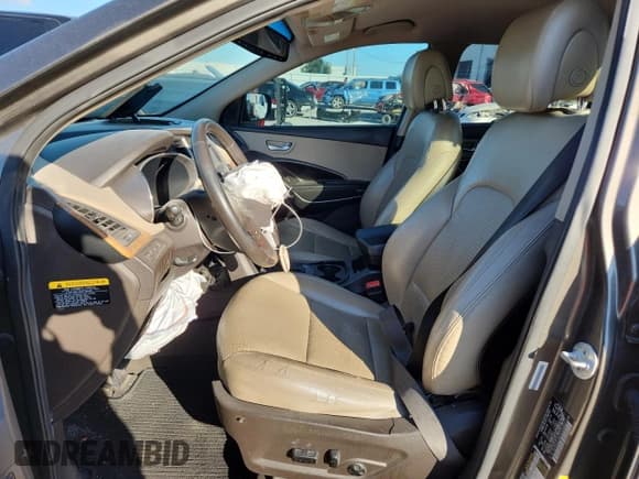 ✅ 2014 Hyundai Santa Fe • VIN: 5XYZU3LB4EG204862 • Лот: 90460955. Опубликован ранее на Copart с пробегом 209 853 миль. Бесплатный доступ к архиву аукционных продаж из США и подробный отчёт об истории автомобиля на DreamBid. Изображение 7.