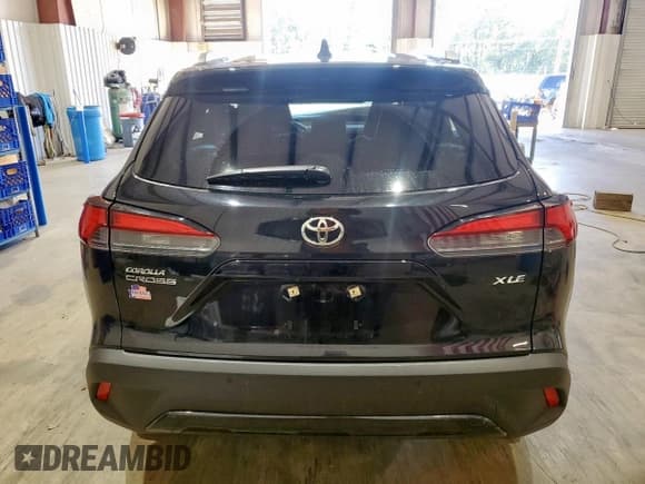 ✅ 2024 Toyota Corolla Cross XLE • VIN: 7MUEAAAG0RV106744 • Lot: 90504045. Listed on Copart with 6,183 mi. Free auction sales archive from the USA and detailed vehicle history report at DreamBid. Image 6.