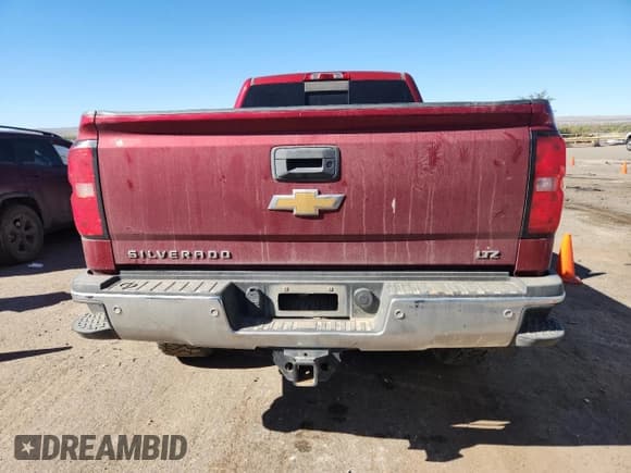 ✅ 2018 Chevrolet Silverado 2500HD LTZ • VIN: 1GC1KWEY3JF133723 • Лот: 89482145. Опубликован ранее на Copart с пробегом 212 563 миль. Бесплатный доступ к архиву аукционных продаж из США и подробный отчёт об истории автомобиля на DreamBid. Изображение 6.