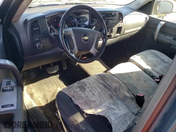 ✅ 2007 Chevrolet Silverado 1500 Work Truck • VIN: 1GCEK14097Z633490 • Lot: 49422295. Listed on Copart with 251,331 mi. Free auction sales archive from the USA and detailed vehicle history report at DreamBid. Image 8.