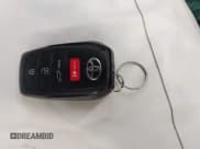 ✅ 2024 Toyota Highlander XLE • VIN: 5TDAAAB51RS034569 • Lot: 42546141. Listed on IAAI with 39,545 mi. Free auction sales archive from the USA and detailed vehicle history report at DreamBid. Image 11.