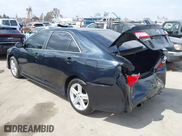 ✅ 2014 Toyota Camry SE • VIN: 4T1BF1FK5EU425389 • Лот: 42115016. Опубликован ранее на IAAI с пробегом 98 977 миль. Бесплатный доступ к архиву аукционных продаж из США и подробный отчёт об истории автомобиля на DreamBid. Изображение 3.