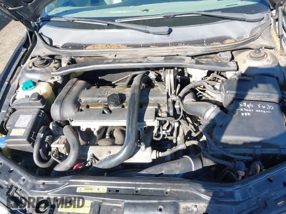 ✅ 2006 Volvo S60 2.5L Turbo • VIN: YV1RS592X62543608 • Lot: 43493308. Wystawiony na IAAI z przebiegiem 185 918 mil. Bezpłatny archiwum sprzedaży aukcyjnych z USA i szczegółowy raport historii pojazdu na DreamBid. Zdjęcie 10.