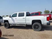 ✅ 2019 Chevrolet Silverado 2500HD LT • VIN: 1GC1KSEY5KF121647 • Лот: 41936127. Опубликован ранее на IAAI с пробегом 117 059 миль. Бесплатный доступ к архиву аукционных продаж из США и подробный отчёт об истории автомобиля на DreamBid. Изображение 14.