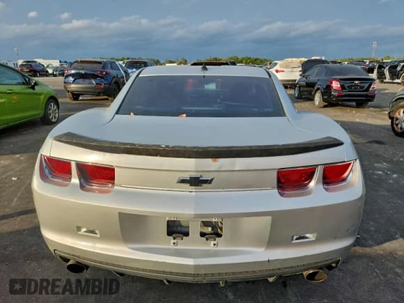 ✅ 2012 Chevrolet Camaro 1LT • VIN: 2G1FB1E30C9155485 • Лот: 95773145. Опубликован ранее на Copart с пробегом 195 111 миль. Бесплатный доступ к архиву аукционных продаж из США и подробный отчёт об истории автомобиля на DreamBid. Изображение 6.