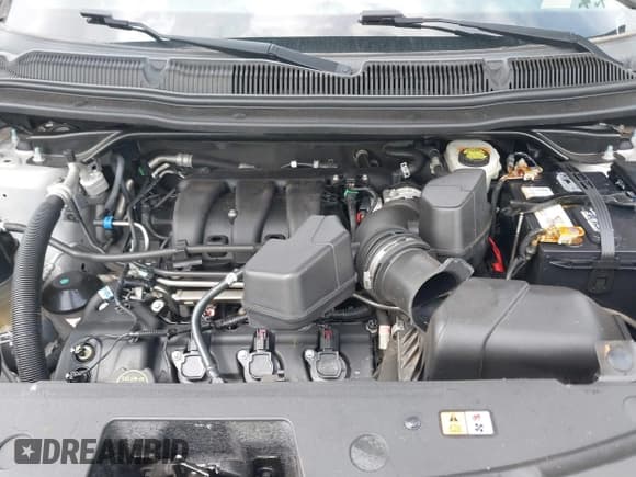 ✅ 2016 Ford Police Interceptor Utility • VIN: 1FM5K8AR5GGA04361 • Lot: 40237610. Wystawiony na IAAI z przebiegiem 126 853 mil. Bezpłatny archiwum sprzedaży aukcyjnych z USA i szczegółowy raport historii pojazdu na DreamBid. Zdjęcie 10.