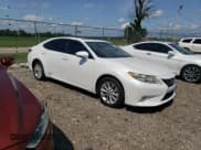 ✅ 2013 Lexus ES 300h • VIN: JTHBW1GG4D2014010 • Lot: 65074185. Listed on Copart with 136,678 mi. Free auction sales archive from the USA and detailed vehicle history report at DreamBid. Image 4.