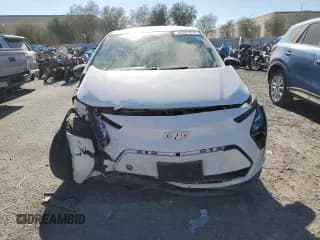 ✅ 2023 Chevrolet Bolt EV 1LT • VIN: 1G1FW6S07P4178802 • Lot: 43387975. Wystawiony na Copart z przebiegiem 38 067 mil. Bezpłatny archiwum sprzedaży aukcyjnych z USA i szczegółowy raport historii pojazdu na DreamBid. Zdjęcie 5.
