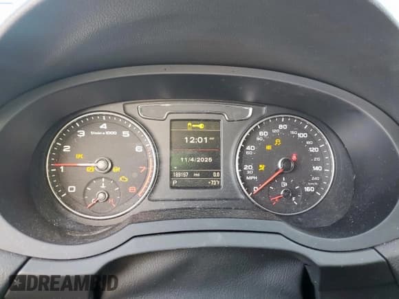 ✅ 2016 Audi Q3 Premium Plus • VIN: WA1BFCFS7GR000966 • Lot: 91257005. Wystawiony na Copart z przebiegiem 189 197 mil. Bezpłatny archiwum sprzedaży aukcyjnych z USA i szczegółowy raport historii pojazdu na DreamBid. Zdjęcie 9.