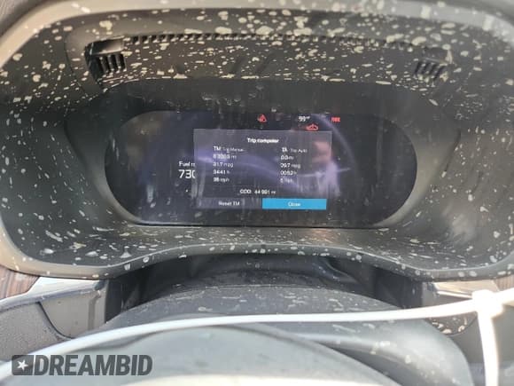 ✅ 2022 Volvo XC60 Momentum • VIN: YV4L12DK7N1920806 • Lot: 84168525. Wystawiony na Copart z przebiegiem 44 991 mil. Bezpłatny archiwum sprzedaży aukcyjnych z USA i szczegółowy raport historii pojazdu na DreamBid. Zdjęcie 9.