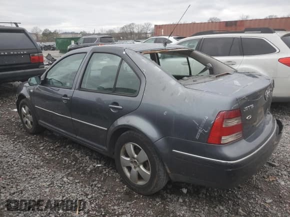 ✅ 2005 Volkswagen Jetta GLS • VIN: 3VWSR69M95M016058 • Lot: 86330814. Wystawiony na Copart z przebiegiem Nie podano. Bezpłatny archiwum sprzedaży aukcyjnych z USA i szczegółowy raport historii pojazdu na DreamBid. Zdjęcie 2.