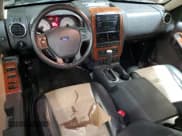 ✅ 2010 Ford Explorer Eddie Bauer • VIN: 1FMEU6EE0AUA03567 • Lot: 82347825. Wystawiony na Copart z przebiegiem 235 856 mil. Bezpłatny archiwum sprzedaży aukcyjnych z USA i szczegółowy raport historii pojazdu na DreamBid. Zdjęcie 8.