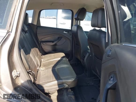 ✅ 2013 Ford C-Max SEL • VIN: 1FADP5CU5DL549289 • Lot: 43704297. Wystawiony na IAAI z przebiegiem 147 088 mil. Bezpłatny archiwum sprzedaży aukcyjnych z USA i szczegółowy raport historii pojazdu na DreamBid. Zdjęcie 8.