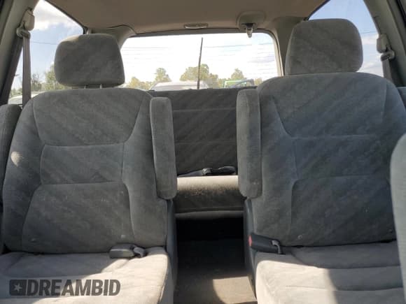 ✅ 2002 Honda Odyssey EX • VIN: 2HKRL18682H551537 • Lot: 84208275. Wystawiony na Copart z przebiegiem 128 632 mil. Bezpłatny archiwum sprzedaży aukcyjnych z USA i szczegółowy raport historii pojazdu na DreamBid. Zdjęcie 10.