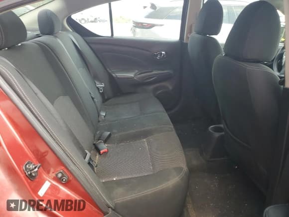 ✅ 2019 Nissan Versa SV • VIN: 3N1CN7AP7KL836450 • Lot: 57477875. Wystawiony na Copart z przebiegiem 145 696 mil. Bezpłatny archiwum sprzedaży aukcyjnych z USA i szczegółowy raport historii pojazdu na DreamBid. Zdjęcie 10.