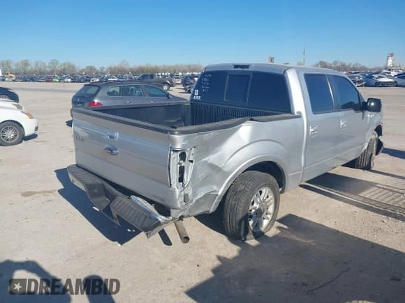 ✅ 2012 Ford F-150 XL • VIN: 1FTFW1CFXCFA19719 • Лот: 41862574. Опубликован ранее на IAAI с пробегом 144 425 миль. Бесплатный доступ к архиву аукционных продаж из США и подробный отчёт об истории автомобиля на DreamBid. Изображение 4.