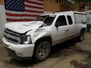 ✅ 2009 Chevrolet Silverado 1500 • VIN: 1GCFK39Y39Z226461 • Lot: 43535055. Wystawiony na Copart z przebiegiem 141 742 mil. Bezpłatny archiwum sprzedaży aukcyjnych z USA i szczegółowy raport historii pojazdu na DreamBid. Zdjęcie 1.