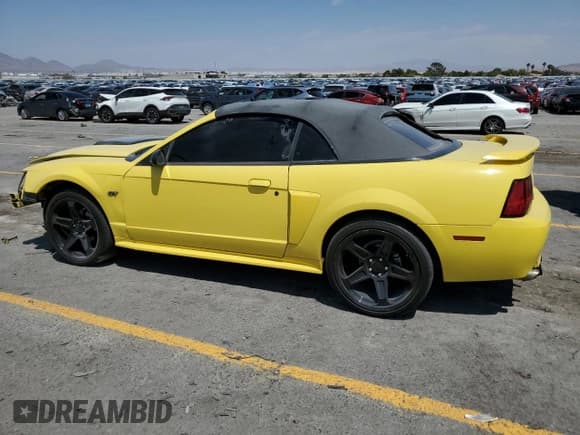 ✅ 2003 Ford Mustang GT Deluxe • VIN: 1FAFP45X43F309867 • Lot: 68887065. Listed on Copart with 164,704 mi. Free auction sales archive from the USA and detailed vehicle history report at DreamBid. Image 2.