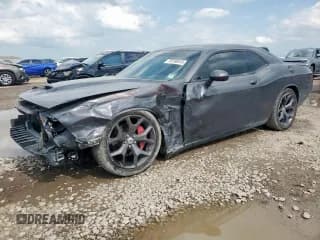 ✅ 2019 Dodge Challenger R/T • VIN: 2C3CDZBTXKH557028 • Lot: 70786915. Wystawiony na Copart z przebiegiem 94 145 mil. Bezpłatny archiwum sprzedaży aukcyjnych z USA i szczegółowy raport historii pojazdu na DreamBid. Zdjęcie 1.