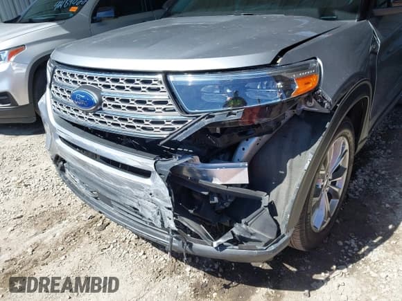 ✅ 2024 Ford Explorer Limited • VIN: 1FMSK7FH2RGA02745 • Lot: 42187491. Wystawiony na IAAI z przebiegiem 33 480 mil. Bezpłatny archiwum sprzedaży aukcyjnych z USA i szczegółowy raport historii pojazdu na DreamBid. Zdjęcie 6.