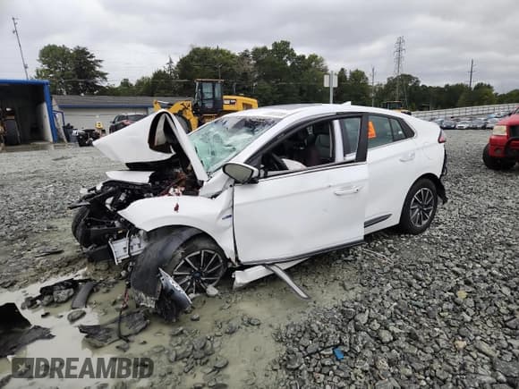 ✅ 2020 Hyundai Ioniq Limited • VIN: KMHC85LJ0LU061963 • Lot: 68308855. Listed on Copart with Not provided. Free auction sales archive from the USA and detailed vehicle history report at DreamBid. Image 1.