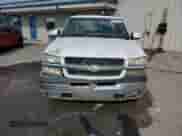 2004 Chevrolet Silverado 1500 LS with VIN 2GCEC19V041203546, listed as a Copart auction lot 80178525 with 454,830 mi miles and Salvage title. Bid and sale history available at DreamBid. Image 5.