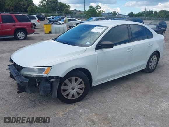 ✅ 2015 Volkswagen Jetta S • VIN: 3VW2K7AJ3FM410135 • Lot: 43010391. Listed on IAAI with 171,473 mi. Free auction sales archive from the USA and detailed vehicle history report at DreamBid. Image 2.