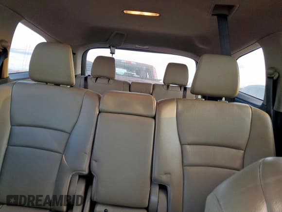 ✅ 2016 Honda Pilot EX-L • VIN: 5FNYF5H65GB052727 • Lot: 93148135. Listed on Copart with 197,769 mi. Free auction sales archive from the USA and detailed vehicle history report at DreamBid. Image 10.
