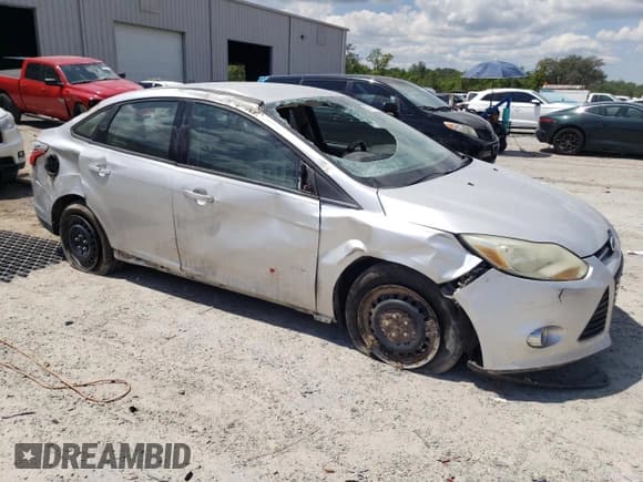 ✅ 2012 Ford Focus SE • VIN: 1FAHP3F26CL201547 • Lot: 51965375. Listed on Copart with 78,326 mi. Free auction sales archive from the USA and detailed vehicle history report at DreamBid. Image 4.