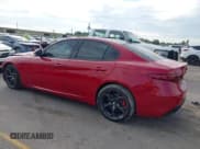 ✅ 2019 Alfa Romeo Giulia Ti Lusso • VIN: ZARFAMBN9K7621664 • Lot: 43467526. Wystawiony na IAAI z przebiegiem Nie podano. Bezpłatny archiwum sprzedaży aukcyjnych z USA i szczegółowy raport historii pojazdu na DreamBid. Zdjęcie 3.