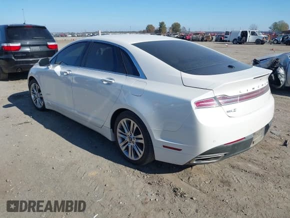 ✅ 2013 Lincoln MKZ Hybrid • VIN: 3LN6L2LU5DR828607 • Lot: 40937392. Wystawiony na IAAI z przebiegiem 144 940 mil. Bezpłatny archiwum sprzedaży aukcyjnych z USA i szczegółowy raport historii pojazdu na DreamBid. Zdjęcie 3.