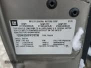 ✅ 2001 Chevrolet Silverado 2500HD LS • VIN: 1GCHK23U31F212798 • Lot: 45138655. Wystawiony na Copart z przebiegiem 211 653 mil. Bezpłatny archiwum sprzedaży aukcyjnych z USA i szczegółowy raport historii pojazdu na DreamBid. Zdjęcie 14.