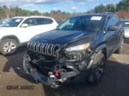 ✅ 2016 Jeep Cherokee Trailhawk • VIN: 1C4PJMBS4GW331544 • Lot: 43701389. Listed on IAAI with 96,030 mi. Free auction sales archive from the USA and detailed vehicle history report at DreamBid. Image 6.